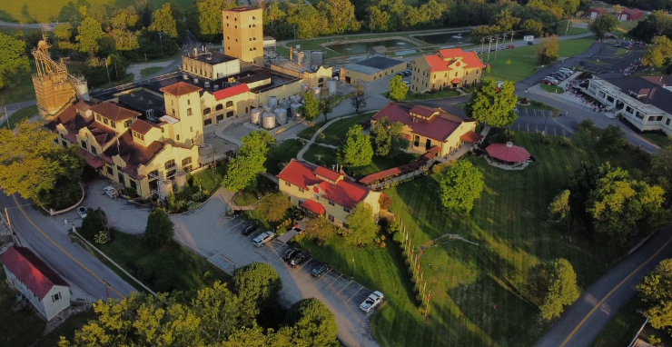 Four Roses Small Batch Edition 2025 - limited edition - 54.5%