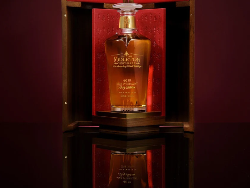Midleton Very Limited 40 years Ruby Edition - 53.1% Midleton Very Limited 40 years Ruby Edition - 53.1%