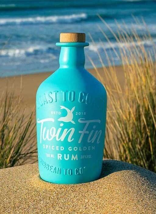 Twin Fin - Spiced Golden rum - 38% Twin Fin - Spiced Golden rum - 38%