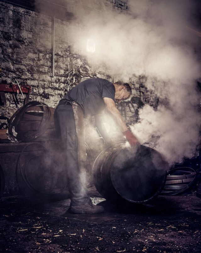 Loch Lomond Single Cask - 2007 - 2018 Cask #18/189-4 - Negro Barolo Wine Cask Finish - 51.5% Loch Lomond Single Cask - 2007 - 2018 Cask #18/189-4 - Negro Barolo Wine Cask Finish - 51.5%