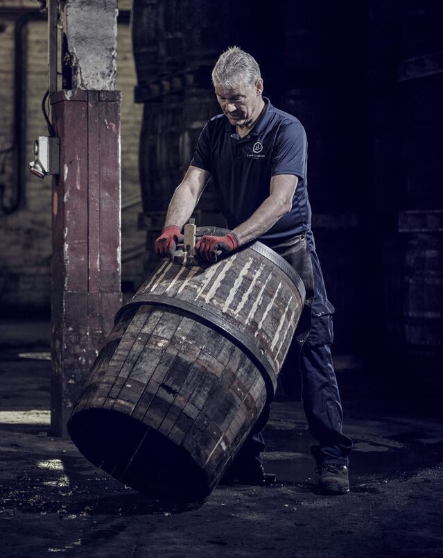 Loch Lomond Single Cask - 2007 - 2018 Cask #18/189-4 - Negro Barolo Wine Cask Finish - 51.5% Loch Lomond Single Cask - 2007 - 2018 Cask #18/189-4 - Negro Barolo Wine Cask Finish - 51.5%