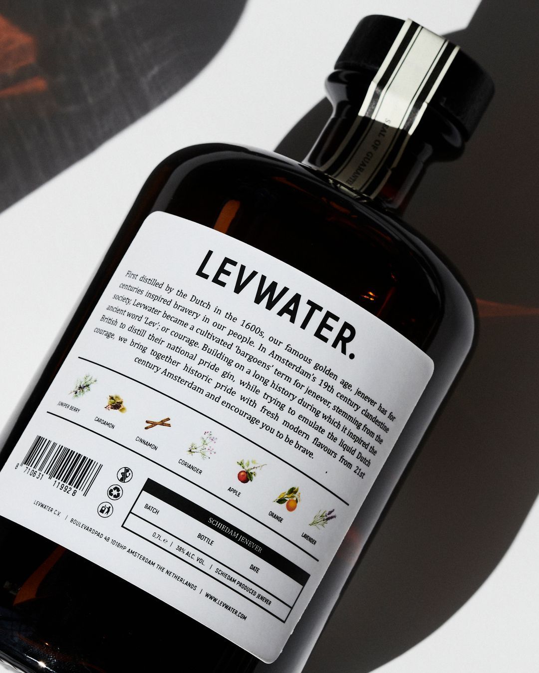 Levwater Gin / Jenever - 38% Levwater Gin / Jenever - 38%