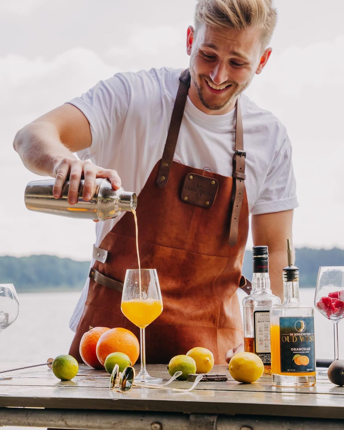 Orancello - sinaasappel likeur - Jongens van Oud West Orancello - sinaasappel likeur - Jongens van Oud West