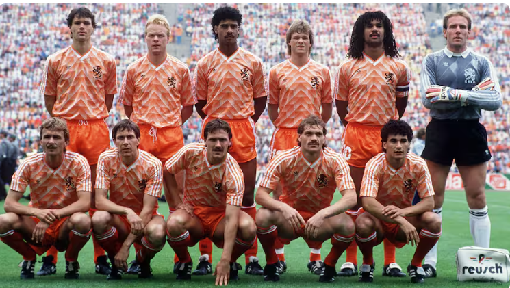 Bodegas Naia - Verdejo - Magnum - EK shirt label uit 1988 Bodegas Naia - Verdejo - Magnum - EK shirt label uit 1988