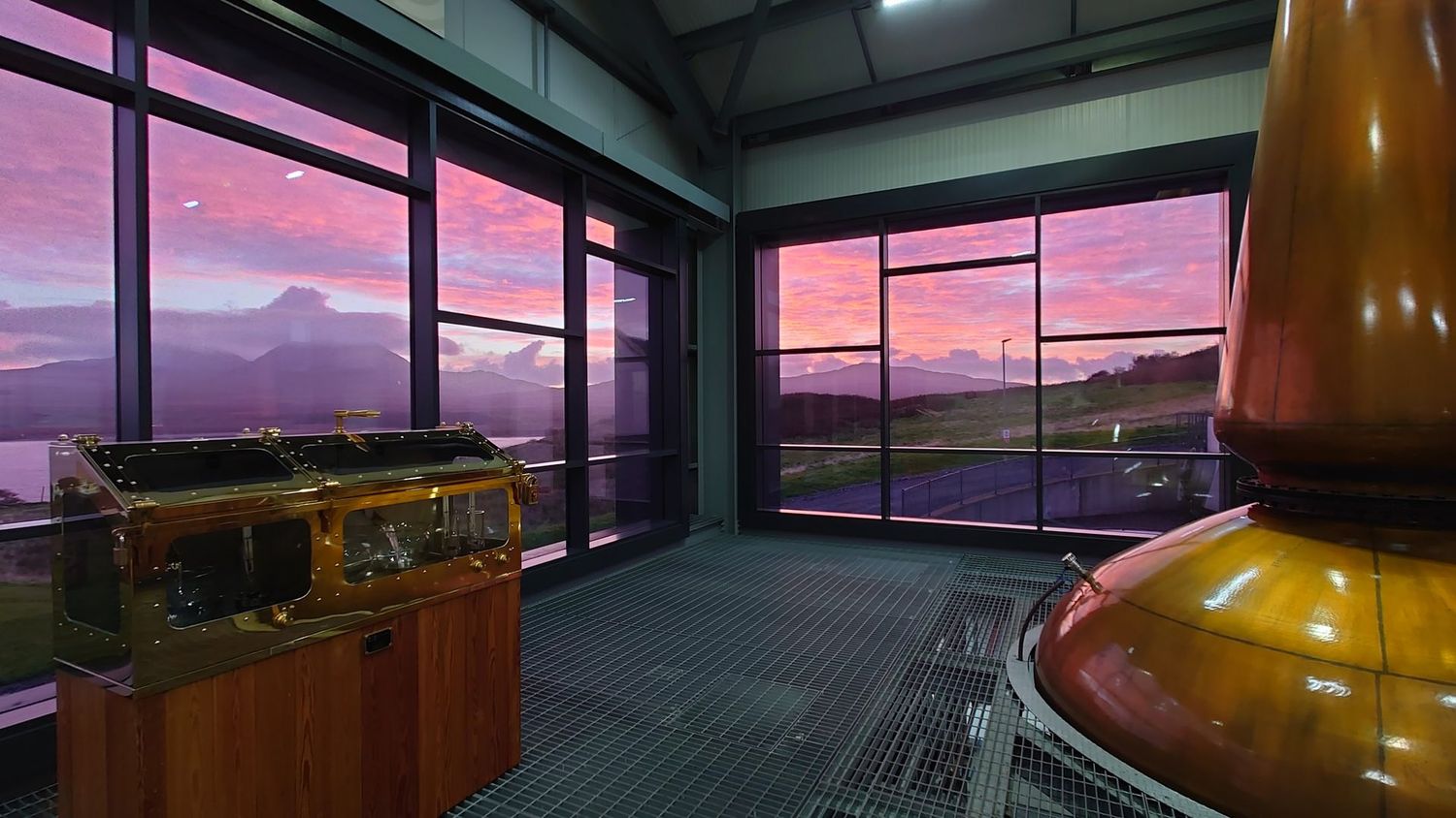 Ardnahoe Infinite Loch - 50% Ardnahoe Infinite Loch - 50%