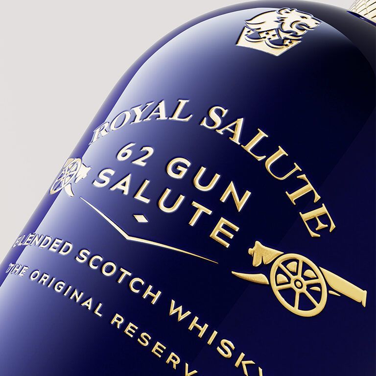 Chivas Regal Royal Salute - 62 Gun Salute - The Original Reserve - 43% Chivas Regal Royal Salute - 62 Gun Salute - The Original Reserve - 43%