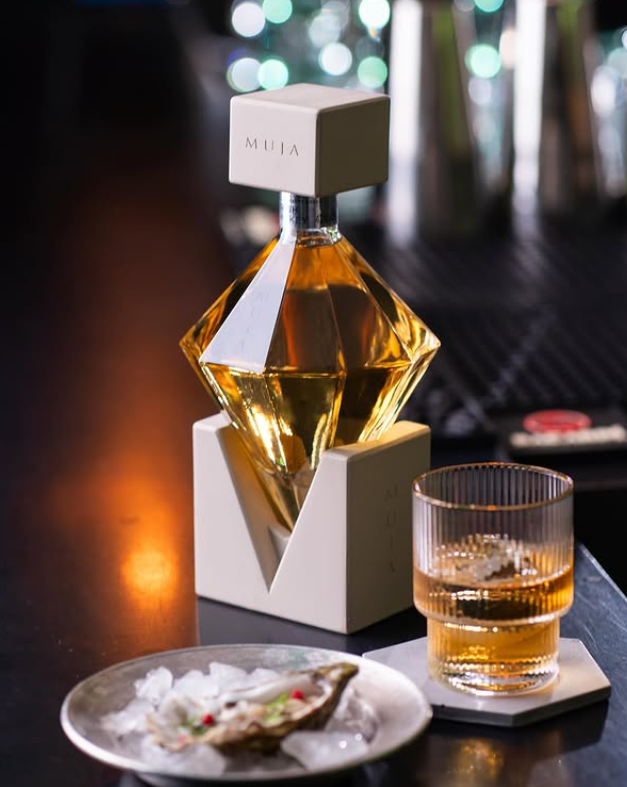 Muja Irish Whiskey - 42% Muja Irish Whiskey - 42%