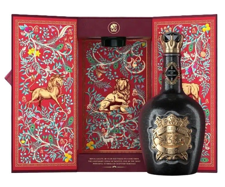 Chivas Regal Royal Salute 38 years - Stone of Destiny - 40% Chivas Regal Royal Salute 38 years - Stone of Destiny - 40%