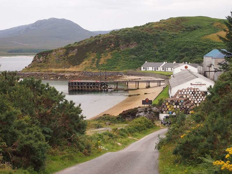 Bunnahabhain Aonadh - 10 years - 56.2%