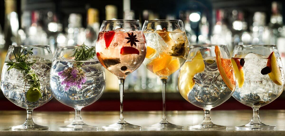 Berry Pickers Strawberry Gin - 38% Berry Pickers Strawberry Gin - 38%