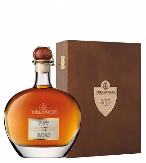 Grappa DellaValle Reserva - 15 years - 42% Grappa DellaValle Reserva - 15 years - 42%