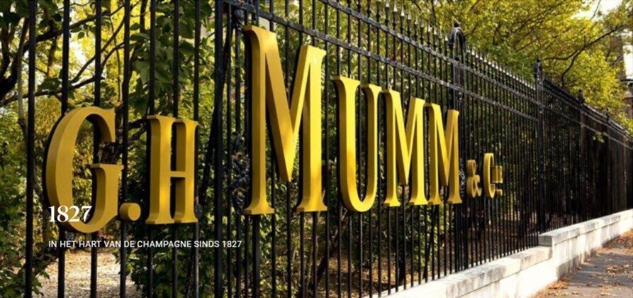 Mumm Cordon Rouge - Brut Champagne Mumm Cordon Rouge - Brut Champagne
