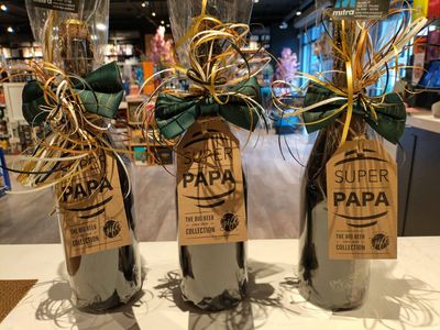 Super Papa bier - grote fles - met strikje