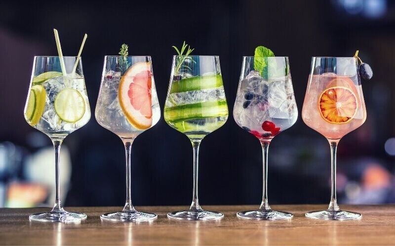 The gin box by World class gin (10x50ml)