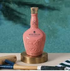 Chivas Regal Royal Salute - Miami Limited Edition - 40% Chivas Regal Royal Salute - Miami Limited Edition - 40%