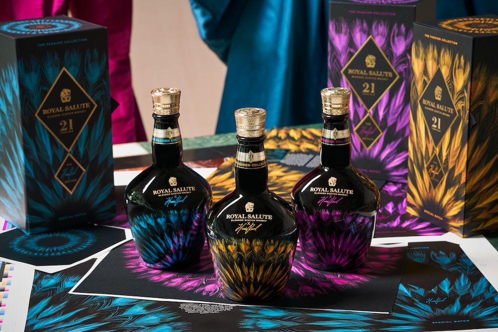 Chivas Regal Royal Salute - 21 years Harris Read Edition Purple Chivas Regal Royal Salute - 21 years Harris Read Edition Purple