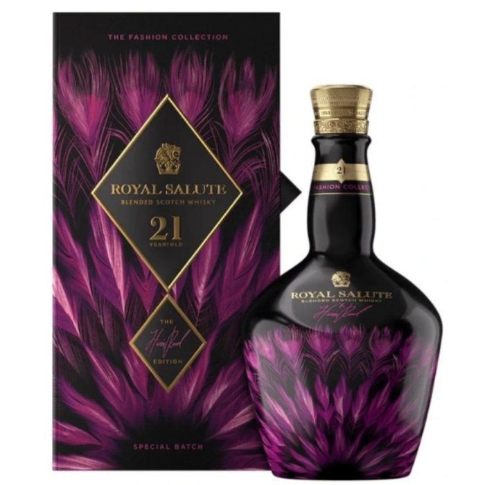 Chivas Regal Royal Salute - 21 years Harris Read Edition Purple Chivas Regal Royal Salute - 21 years Harris Read Edition Purple
