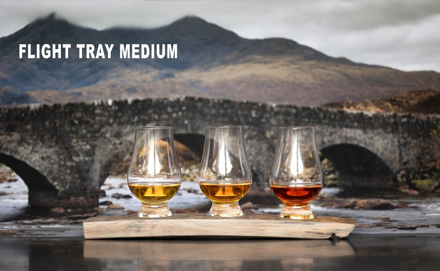Whisky Flight Tray - Medium zonder opdruk met glaasjes Whisky Flight Tray - Medium zonder opdruk met glaasjes
