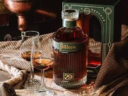 Filliers 29 years - Family Reserve - 44.2% - Max 1 per klant Filliers 29 years - Family Reserve - 44.2% - Max 1 per klant