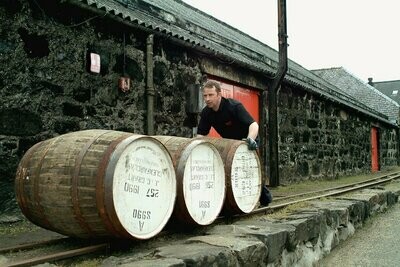 Glenfarclas 2001 - Family Cask #3383 - Release S22 - 55.1%