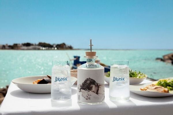 J. Rose Gin - Flamenco - 43% J. Rose Gin - Flamenco - 43%