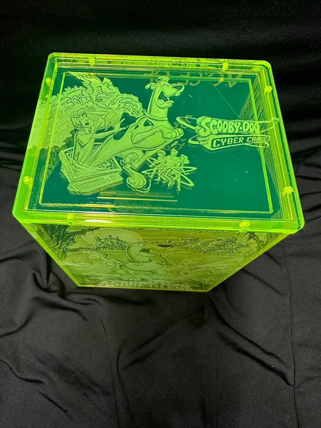 Custom Scooby Neon Pop Case