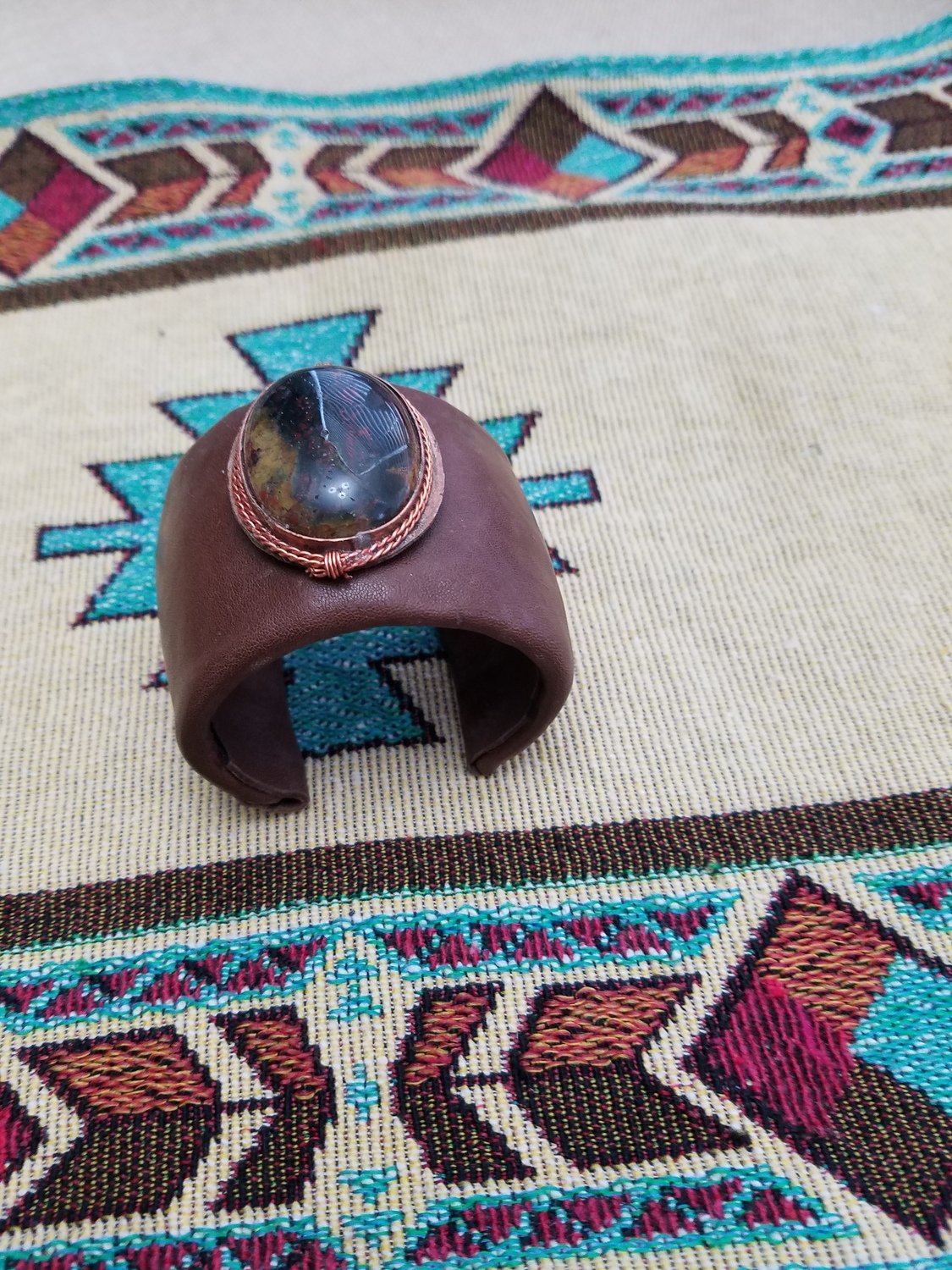 Cuff with a Agate stone