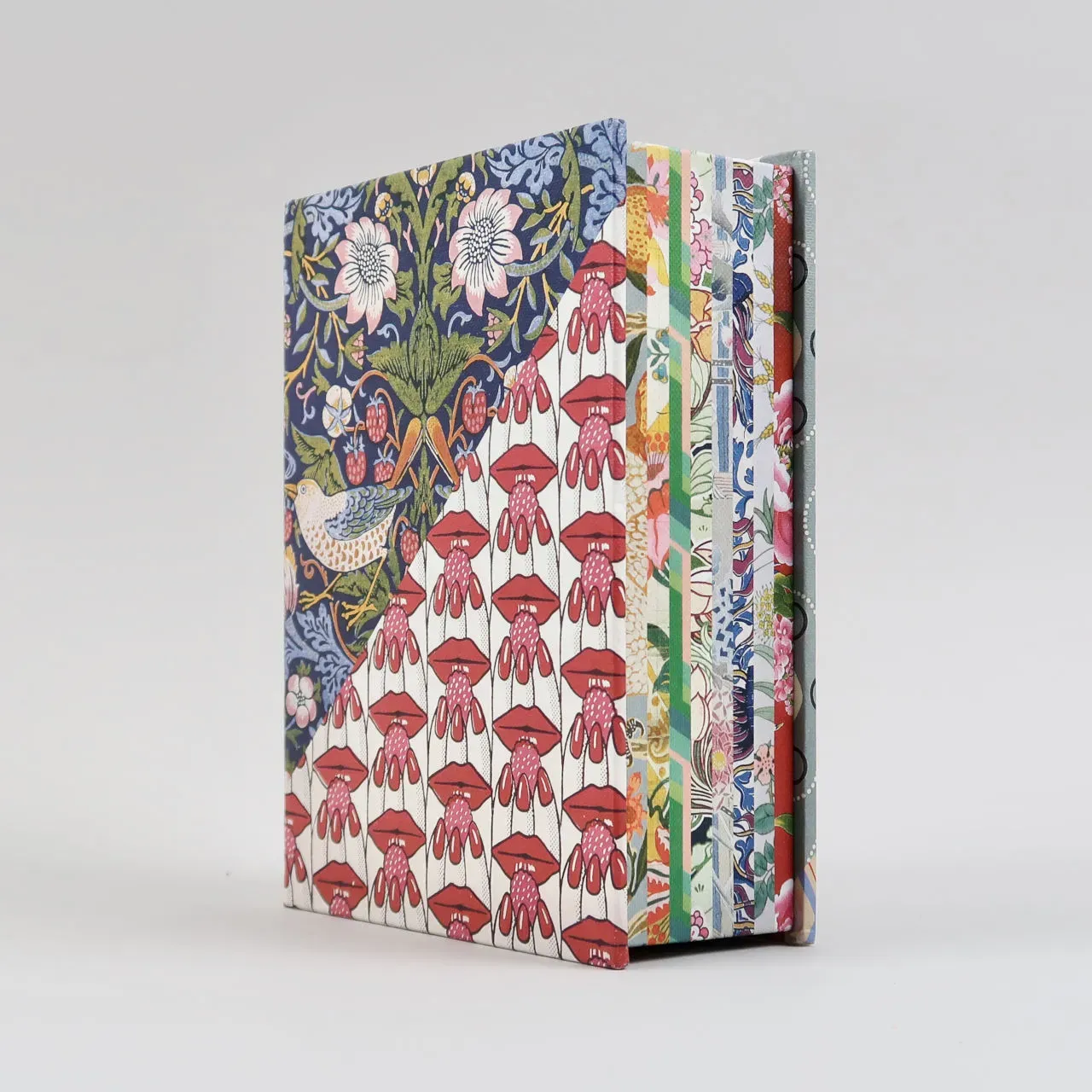 V&amp;A Pattern: 100 Postcards