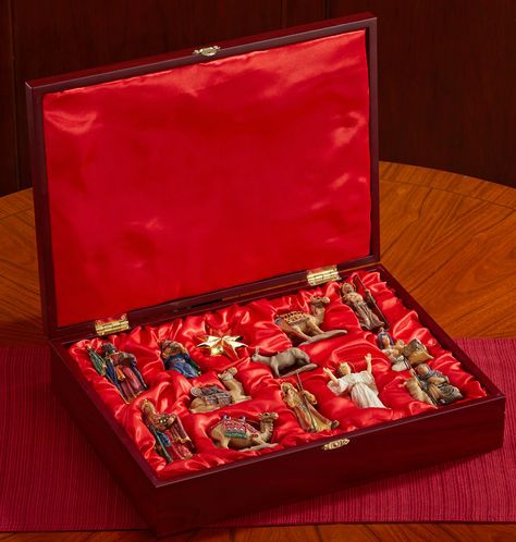 13 Piece Ornaments Set in Wooden Keepsake Chest