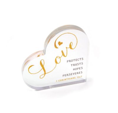 Love Acrylic Heart Plaque – 1 Corinthians 13:7