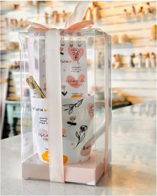 Mujer Virtuosa Set de Regalo | Taza, Libreta, Bolígrafo