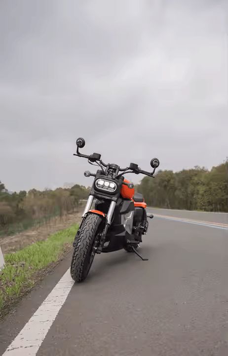 Moto Electrique Heritage Supra 125 cm3 15000W - 120km/h - 260 km d'autonomie