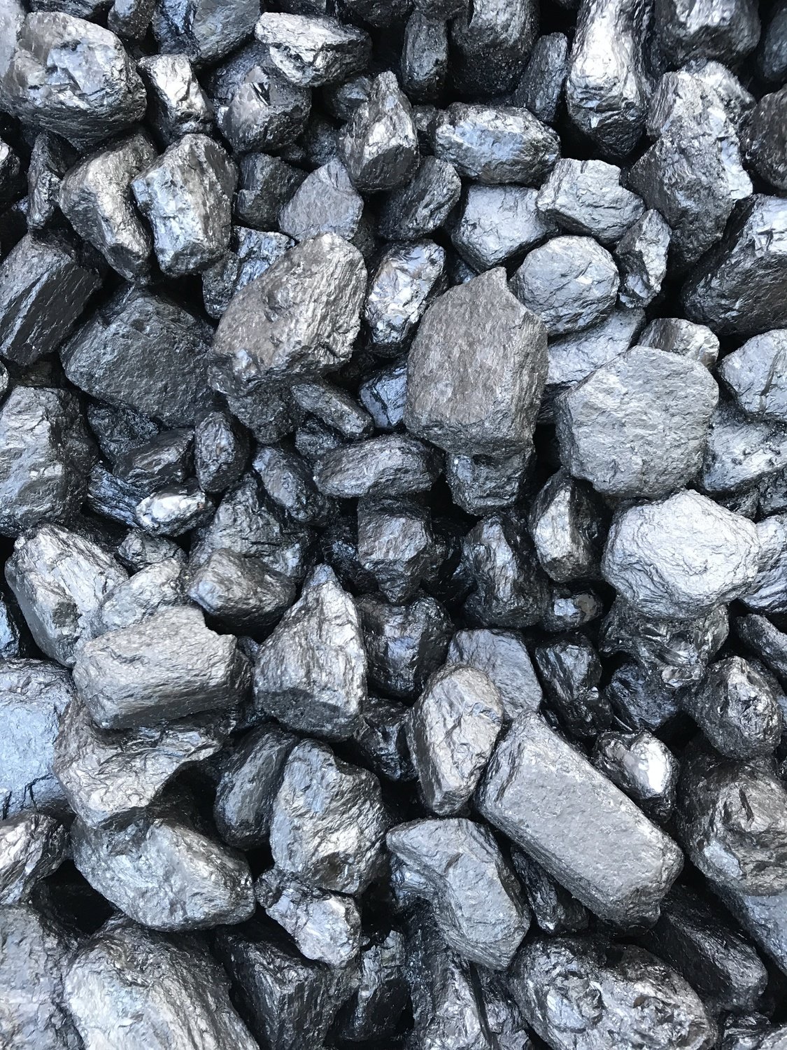 House Coal Trebles 50kg(left in bags)