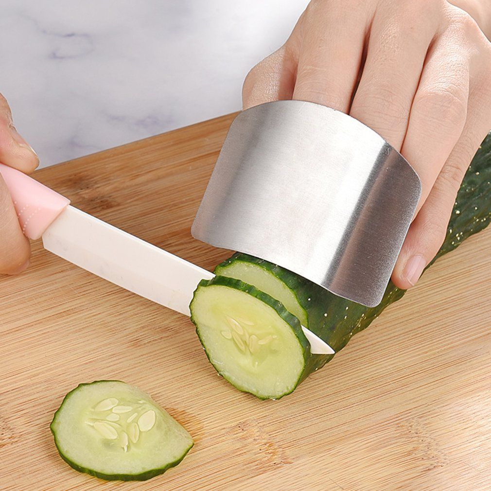 Adjustable Stainless Steel Finger Hand Guard Finger Guard Safe Kitchen Cooking Tools
