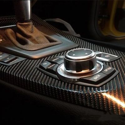 Film de carrosserie en fibre de carbone pour automobile