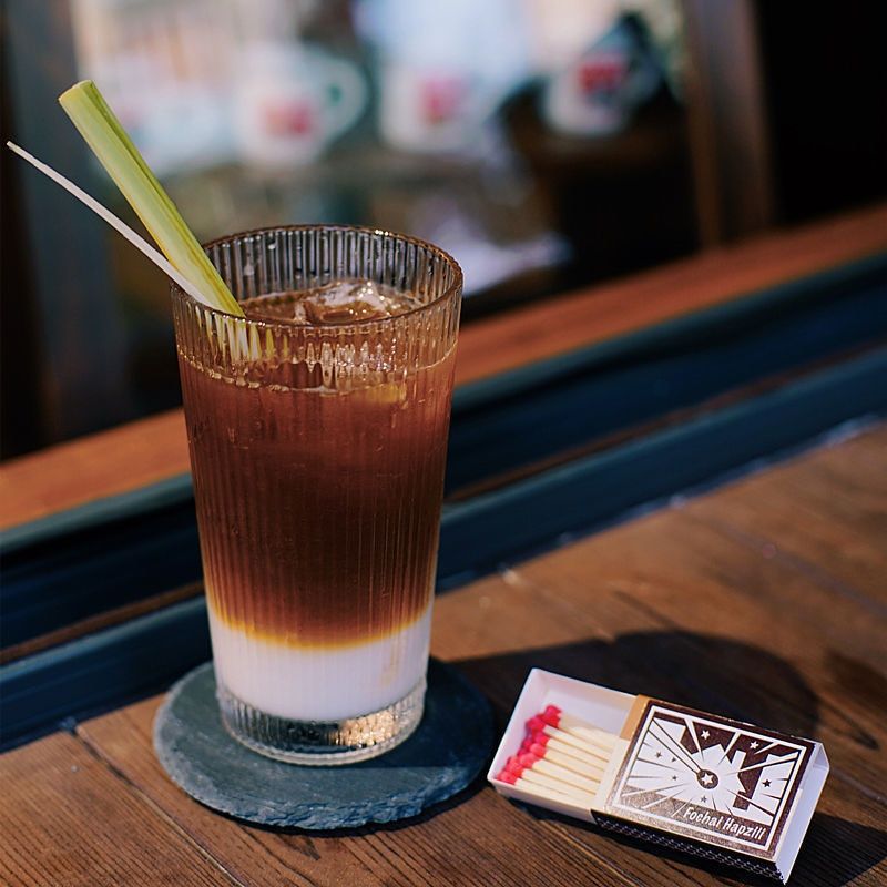 Striped-Resistant Glass Transparent/Gold Inlay Water Cup
