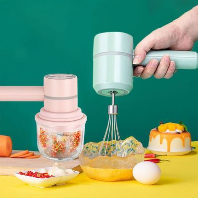 Hachoir électrique, pilon, fouet, batteur à œufs