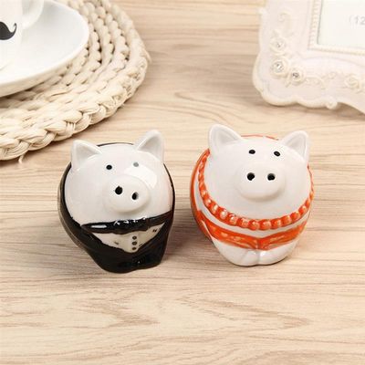 Seasoning Bottle Set Ceramic Lovely Pig Spice Salt Pepper Shakers Kitchen Tools