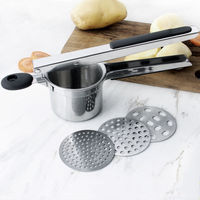 Steel lemon squeezer