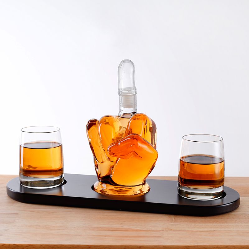 Middle Finger Novelty Whisky Decanter High Borosilicate Process Wine Bottle Suit