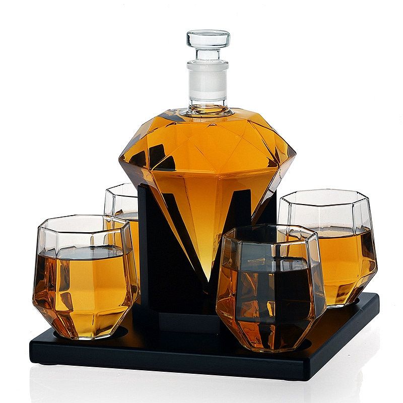 Service à whisky et vin Diamond avec 4 tasses