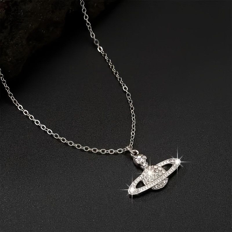 Halloween skull women&#39;s necklace fashionable exquisite simple retro  gifts for boyfriend necklace for women