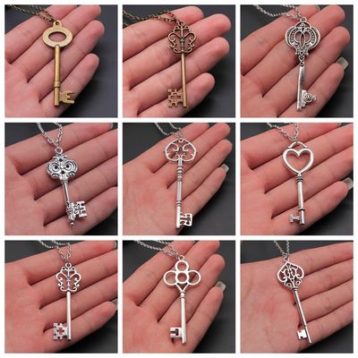 2 couleurs Antique couleur argent Antique Bronze couleur Vintage clé pendentif collier pour femmes longue chaîne en métal chaîne collier