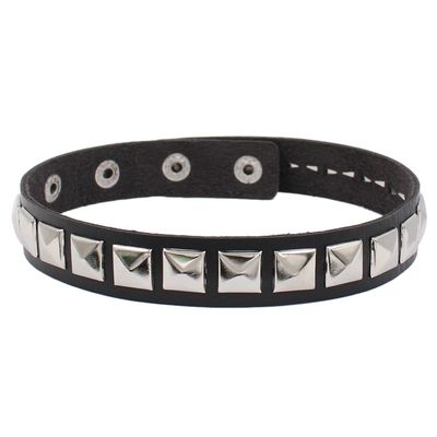 Tour de cou en cuir noir Anime Punk Rock pour hommes et femmes, collier carré Rivet Stud, bijoux gothiques pour filles, cadeau Cosplay
