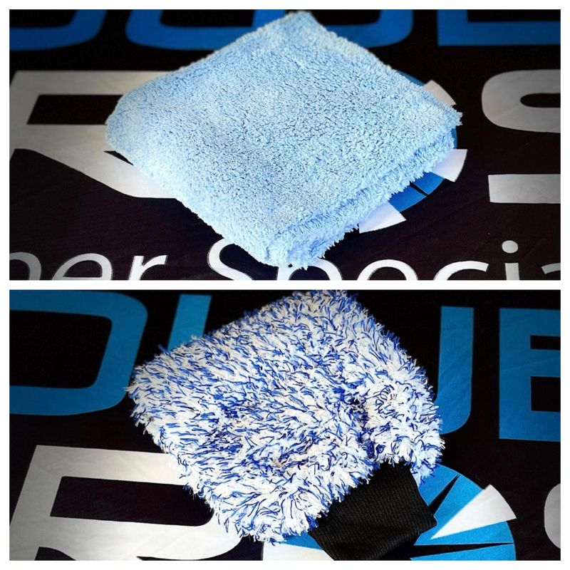 Plush Towel 500 GSM 16x16” OR High Quality Plush Wash Mitt 105 G