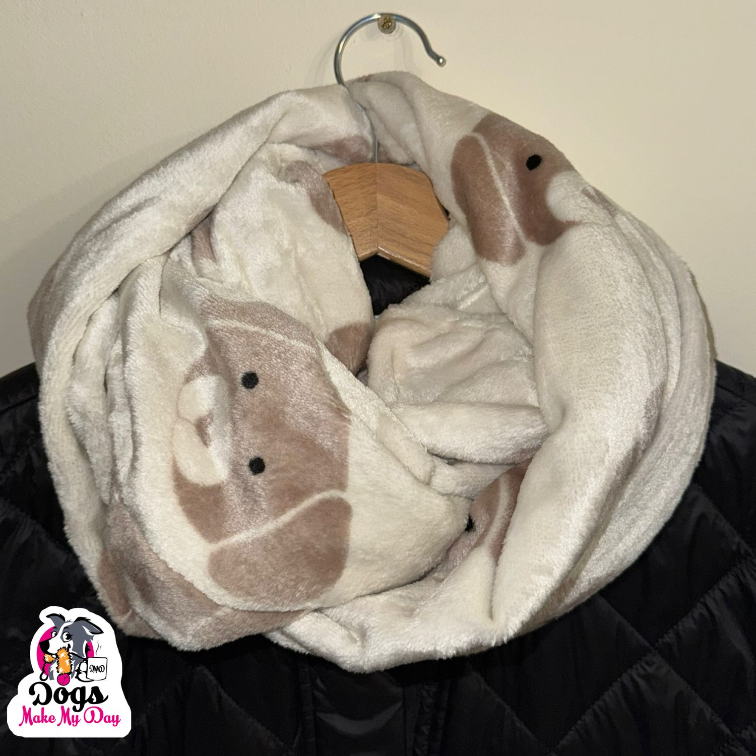 Sjaal hartenhondjes beige