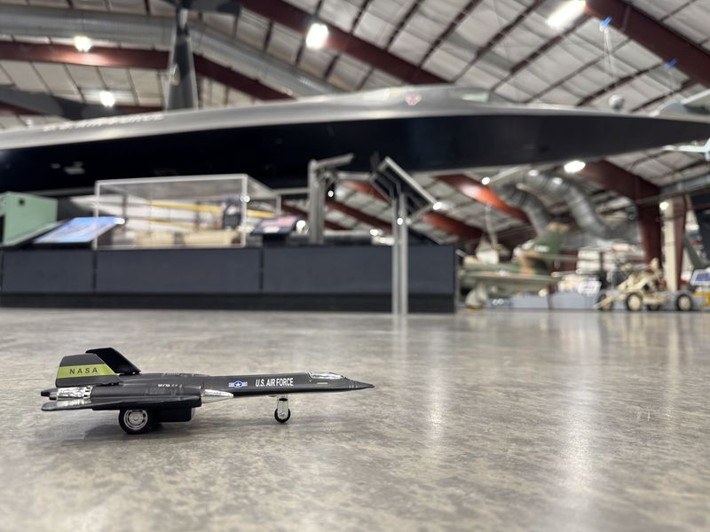 Pullback SR-71