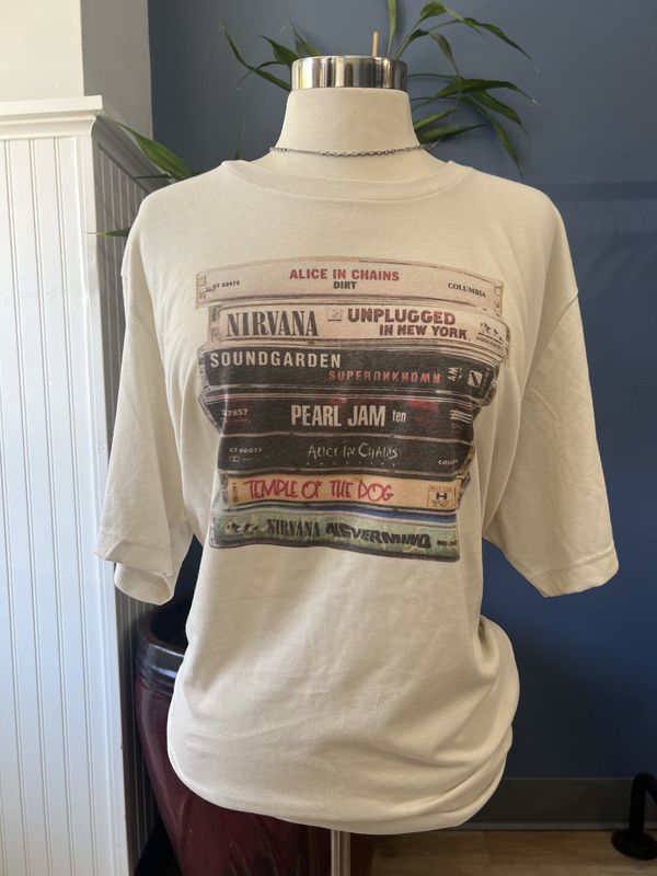 90&#39;S Graphic Tee