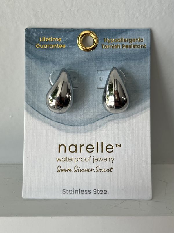 Howards Teardrop Earrings Silver