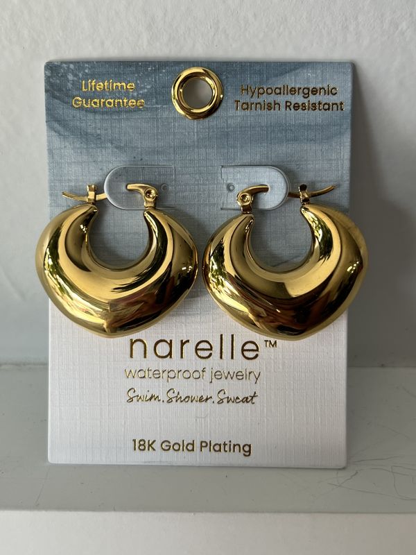 Howards Chunky Gold Earrings